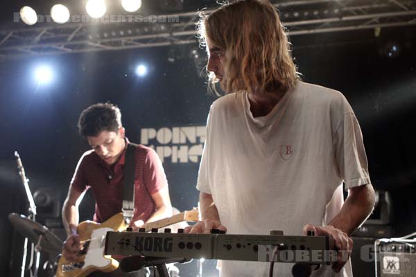 USELESS EATERS - 2015-09-07 - PARIS - Point Ephemere - 
